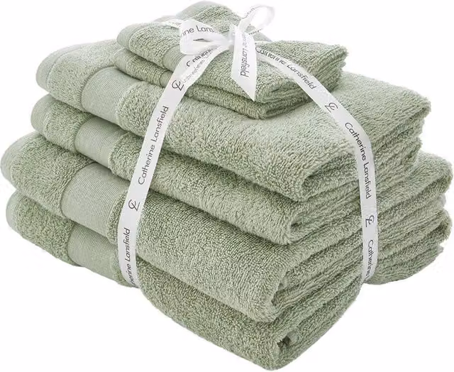 Catherine Lansfield Fluffy Cotton Bath Sheet in Green