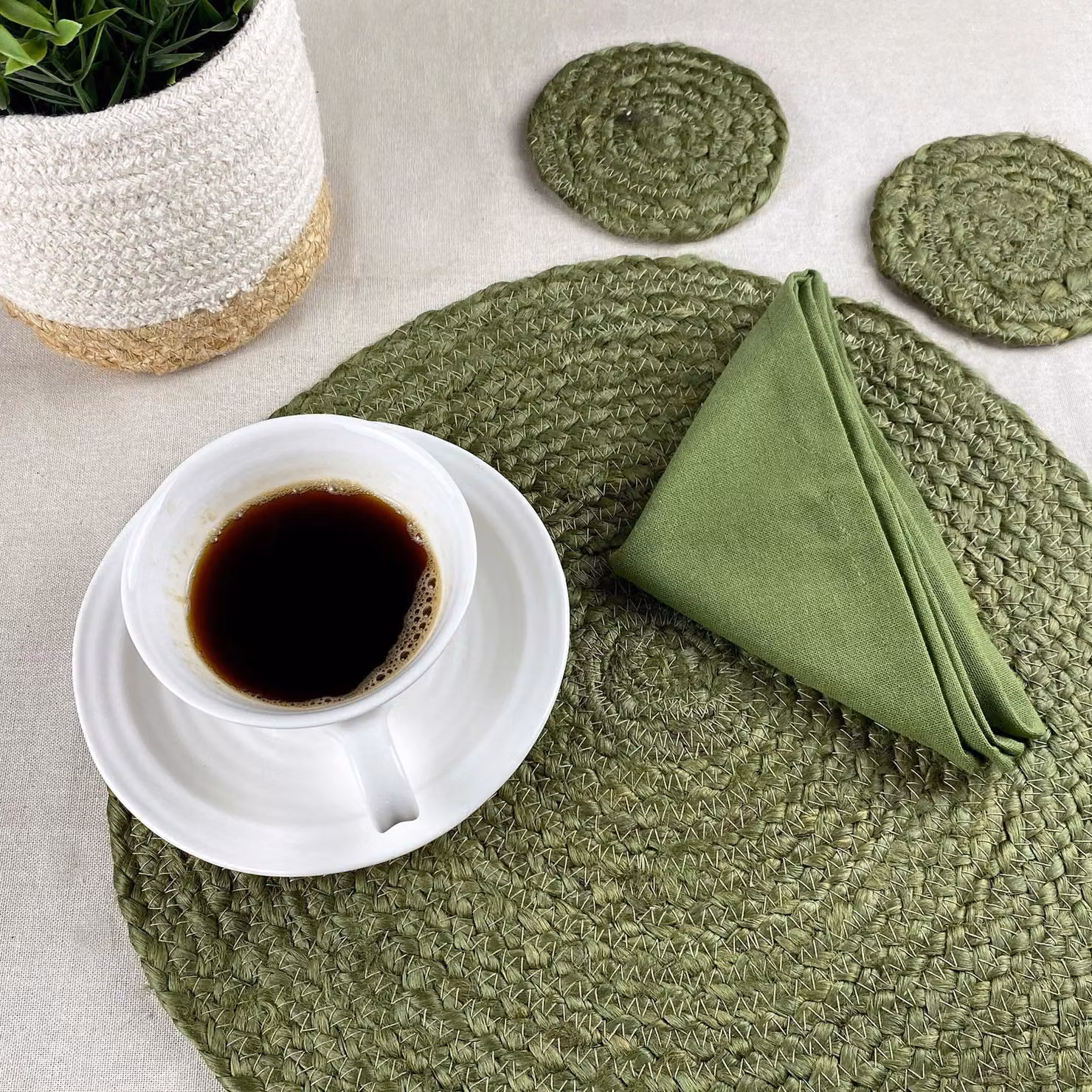 Esselle Round Jute Rope Placemats, 2 Pack, Green – 2