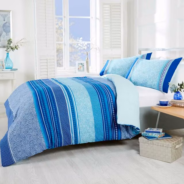 Rapport Home Havana Reversible Geometric Polycotton Duvet Set and Pillowcase in Petrol Blue