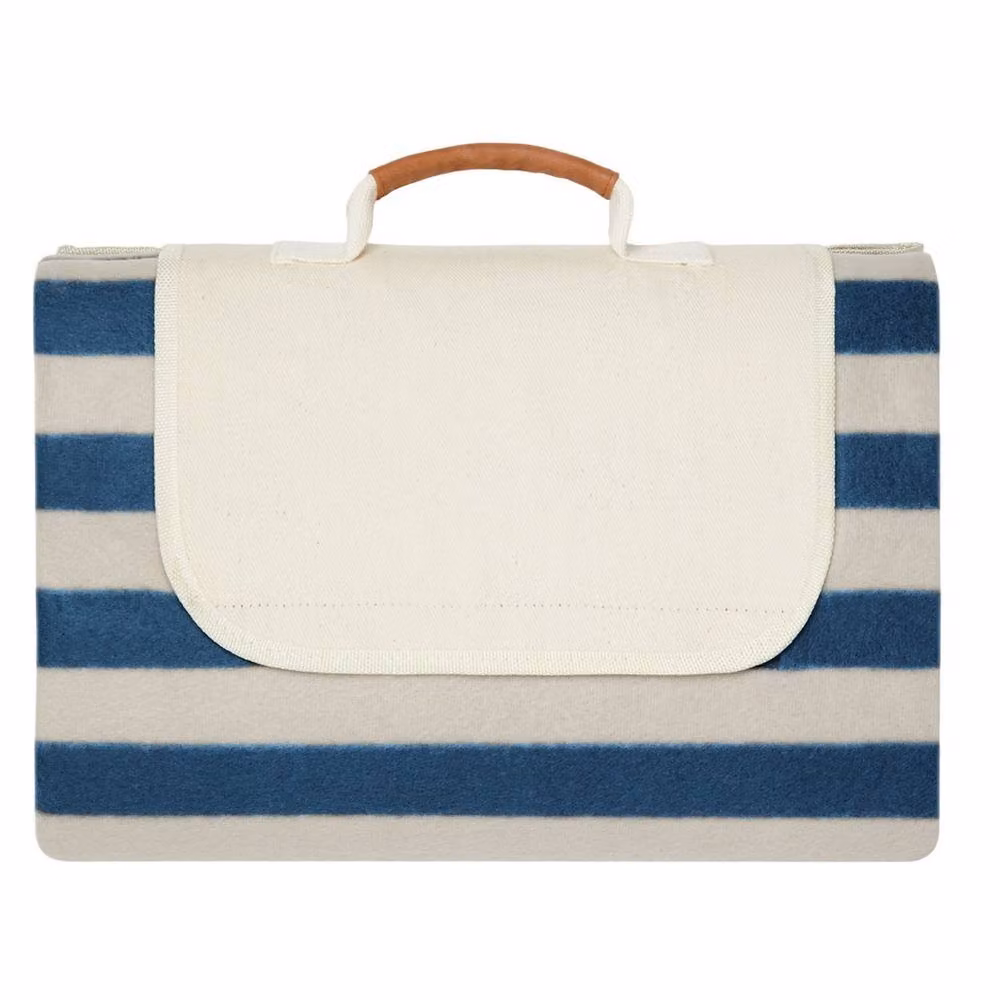 Vinga Alba Striped Picnic Blanket in Blue, W/D/H: 200 x 150 x 0.5 cm – 2