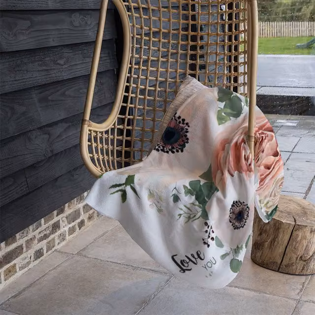 Benjamin Tate Design Floral Pink Peach Rose and White Anemone Fleece Blanket, W/D/H: 120 x 150 cm