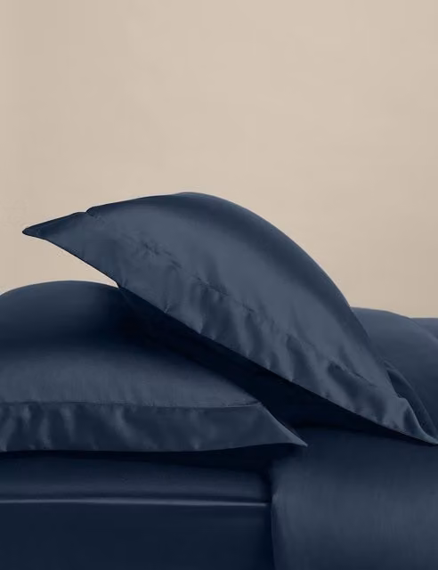 M&S 2 Pack Egyptian Cotton 400 Thread Count Silky Oxford Pillowcases in Navy Blue