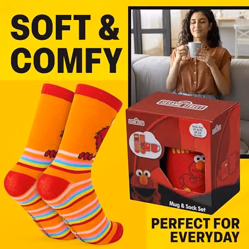 Get Trend Sesame Street Mug and Crew Socks Gift Set in Multicolour featuring Elmo and Cookie Monster, 340ml Ceramic Cup – 3