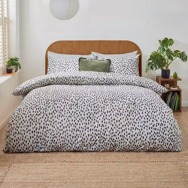 Riva Home Dottie Dotted Printed Duvet Cover Set, Multicolour and White, W: 140 cm, L: 200 cm
