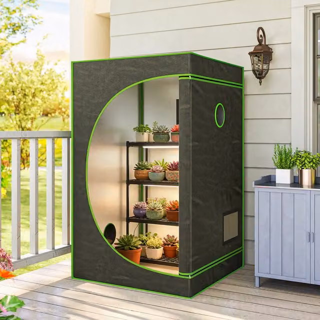 Outsunny Mylar Hydroponic Grow Tent with Floor Tray, Black, W/D/H: 120 x 120 x 200 cm