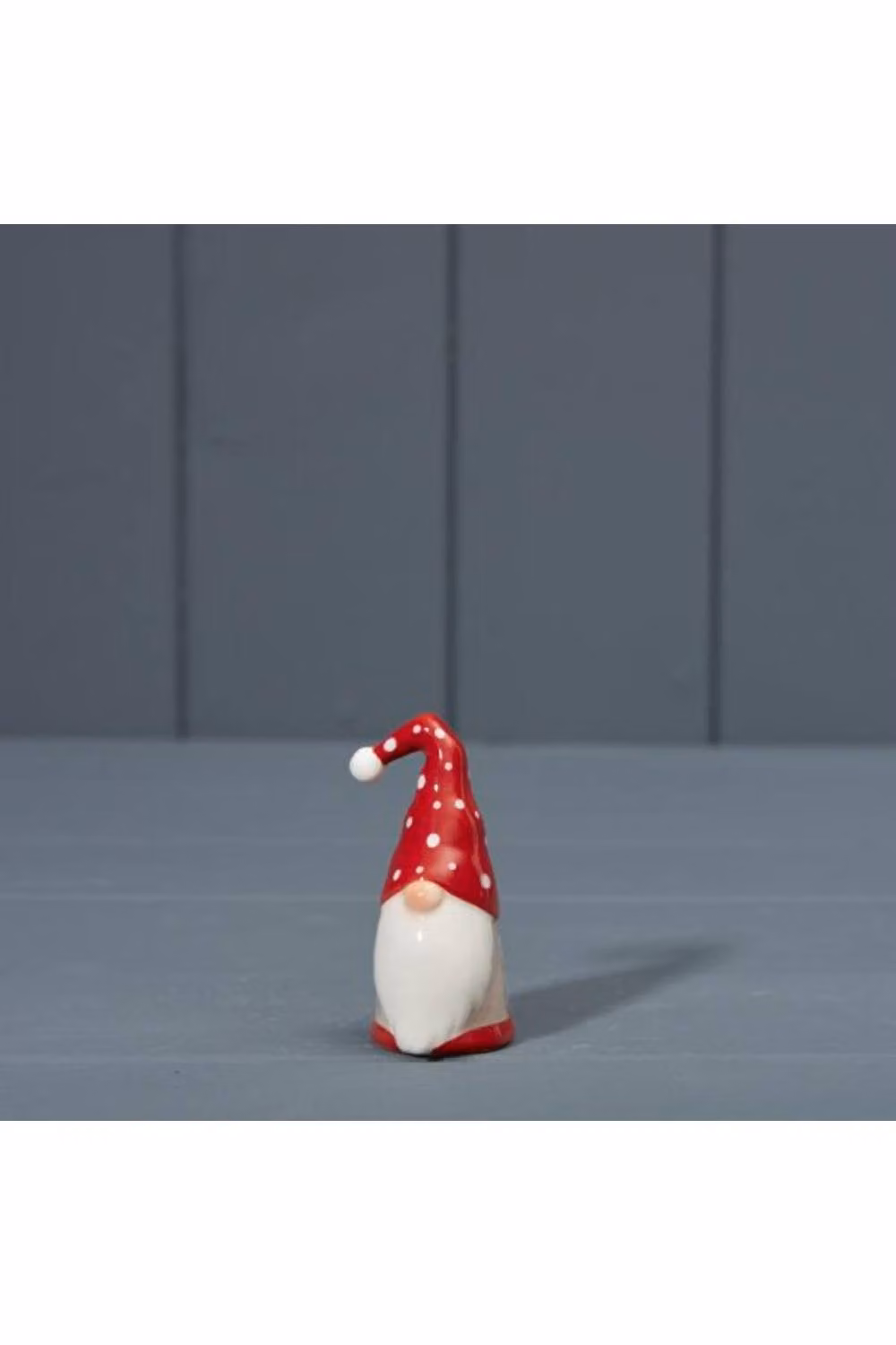 KDMD Red and White Ceramic Dotted Santa Tabletop Christmas Decoration – 2