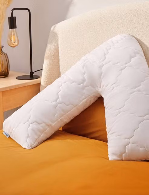 Silentnight Impress White V-Shaped Memory Foam and Microfibre Wedge Pillow