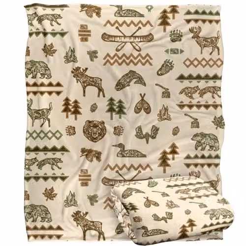 JQ Licensing Lodge Cabin Silky Touch Super Soft White Fleece Throw Blanket W: 152 cm, D: 127 cm