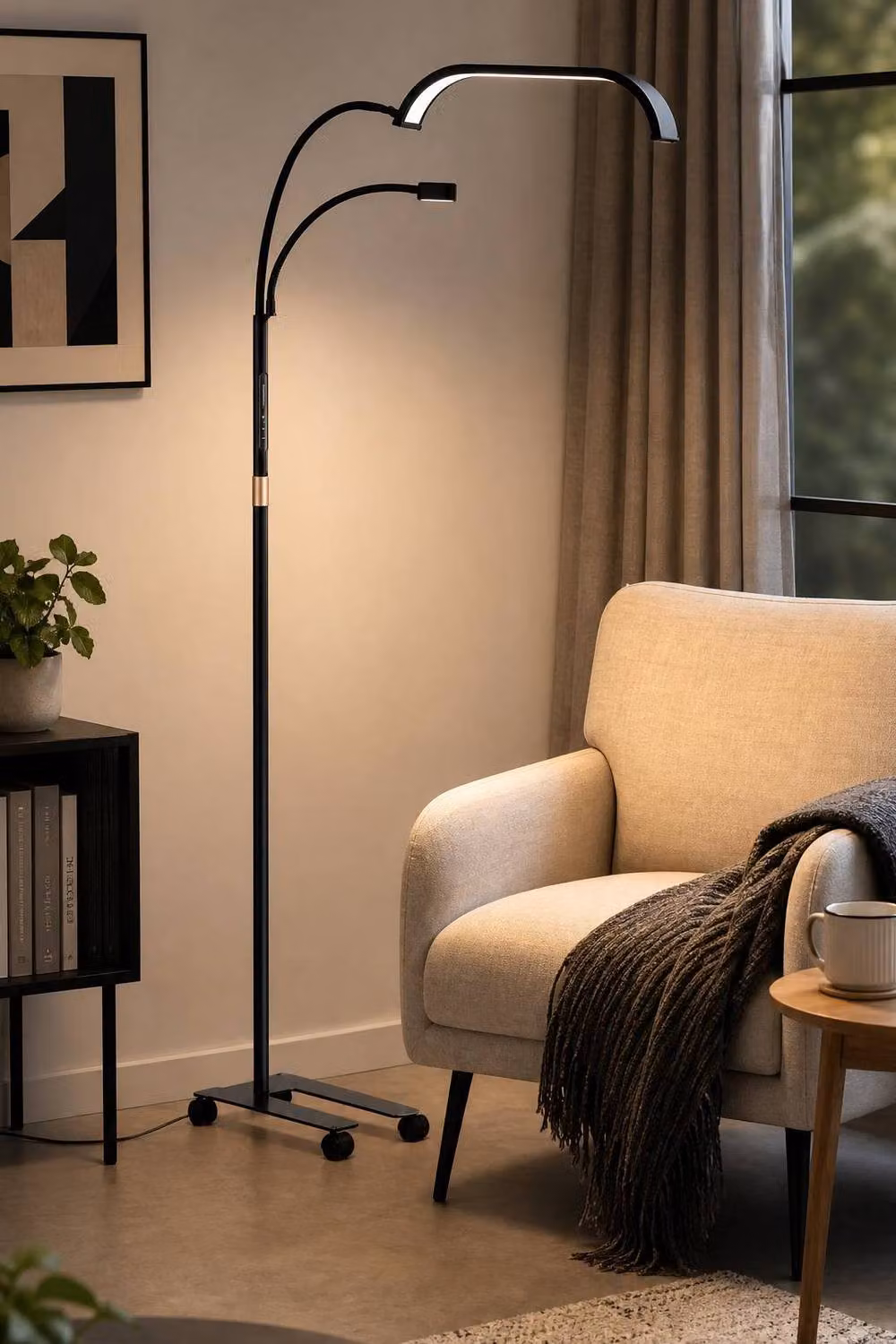 ExtraStar LED Floor Lamp with Phone Holder and Height Adjustment for Beauty Salons and Tattooing, Black – 2