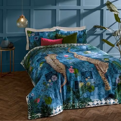 Paoletti Majorelle Reversible Moroccan Floral and Animal Print Duvet Cover Set in Blue and Green, W/H: 140 x 200 cm