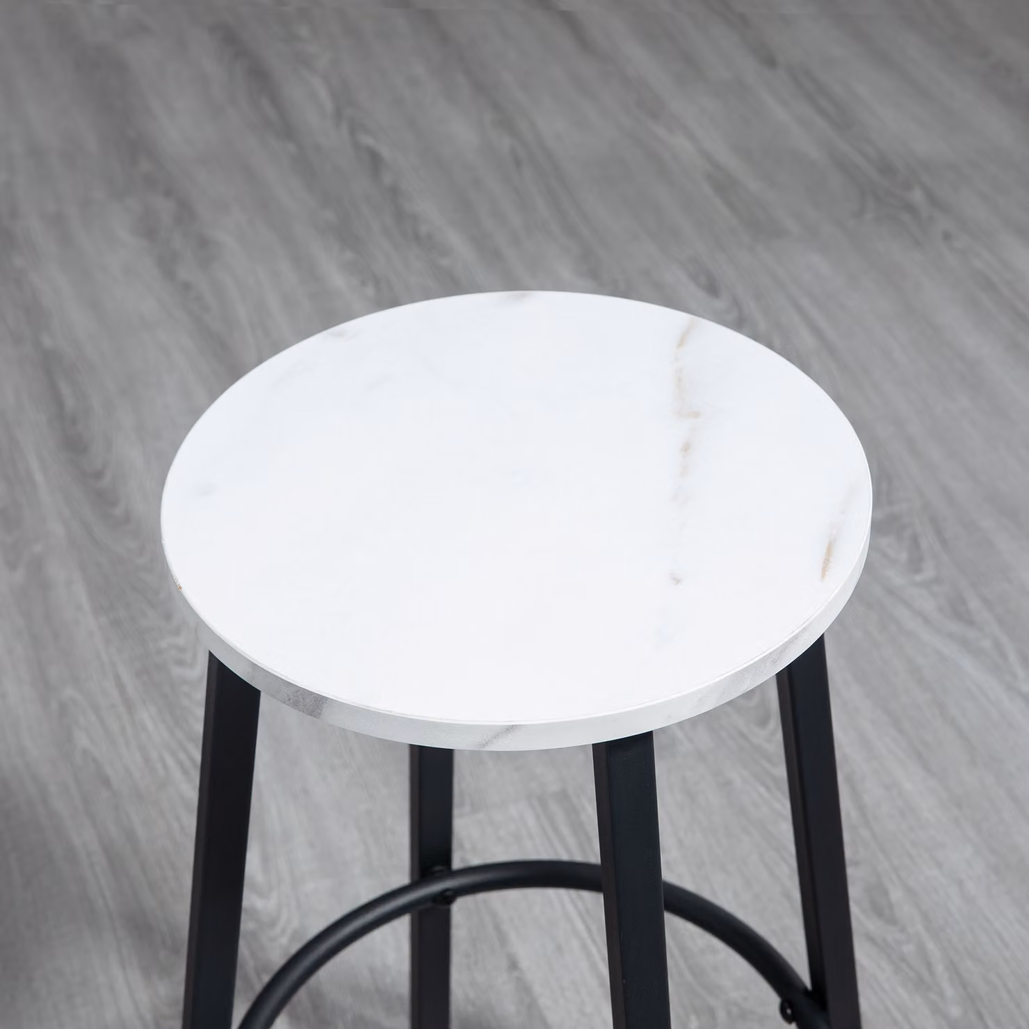 HOMCOM 3 Piece Bar Table and Stool Set in White with Steel Frame and MDF Surfaces – 6