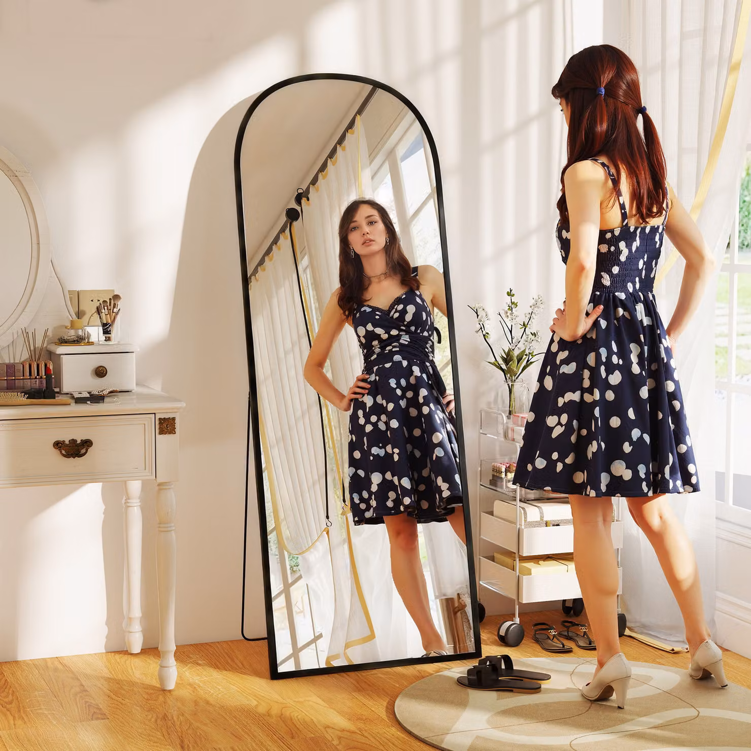 HOMCOM Modern Oval Freestanding Standing Mirror with Black Aluminium Frame, Height: 165 cm – 2