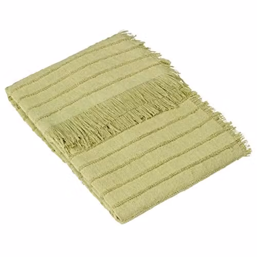 Riva Home Hazie Linear Woven Striped Throw in Green, W/D/H: 180 x 130 x 1 cm