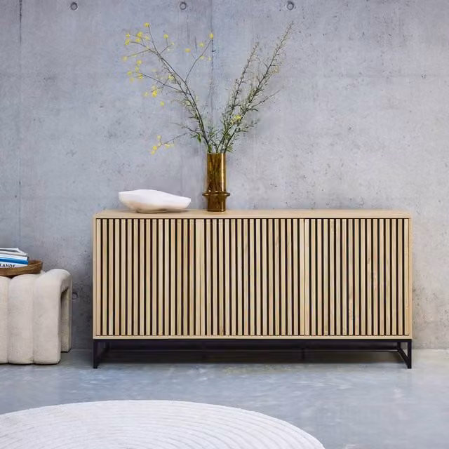 Sweek Contemporary Sideboard in Light Brown Wood Effect, W: 160 cm, H: 77 cm, D: 40 cm – 1