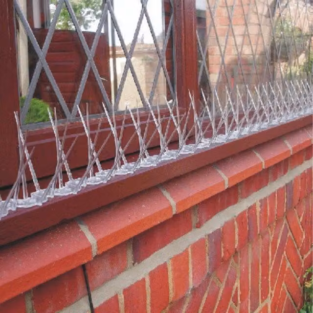 Pestbye Silver Anti Bird Fence Spikes made of Polycarbonate