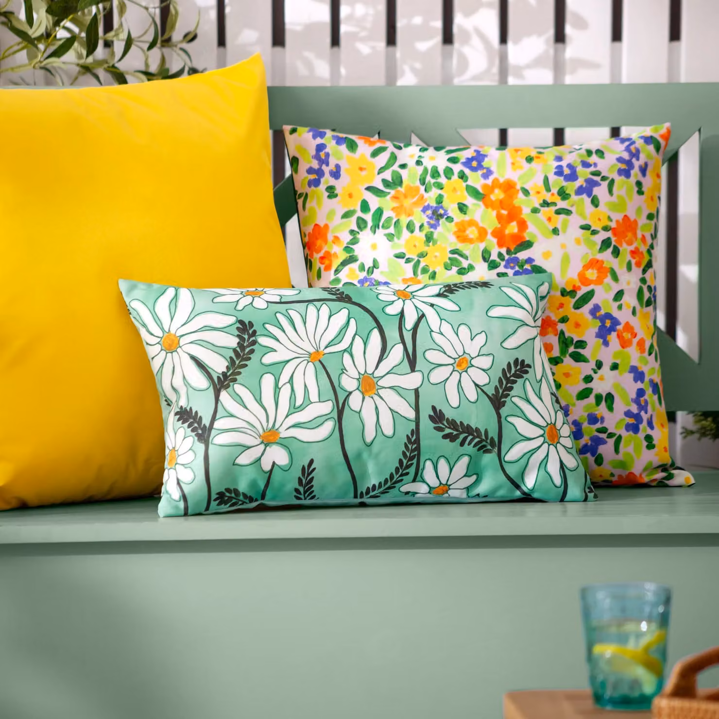 Riva Home Nature Confetti Floral Printed Square Outdoor Cushion, Multicolour, W/D/H: 45 x 45 x 45 cm – 4