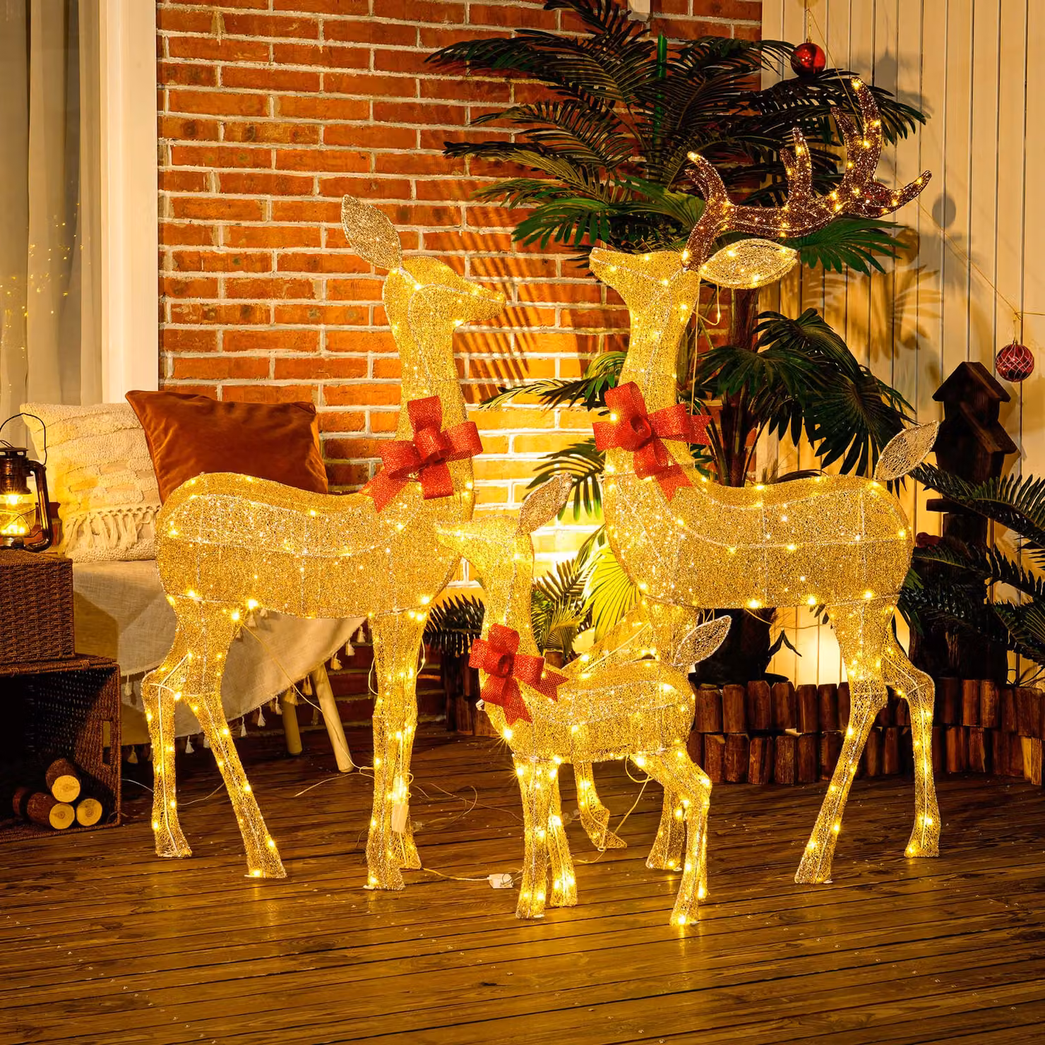 Outsunny 3-Piece Lighted Reindeer Christmas Decoration Set with 283 Warm White LED Lights in Gold Tone – 8
