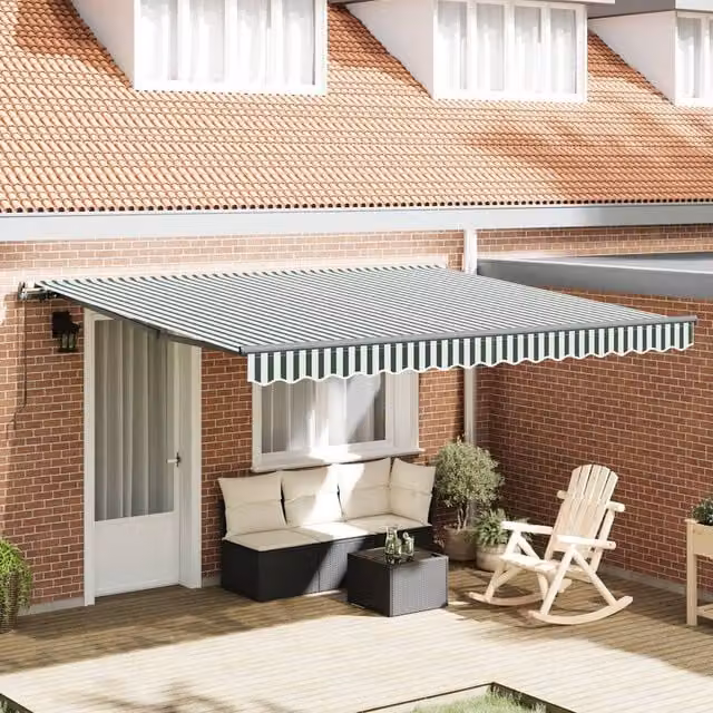 Berkfield Home Manual Retractable Wall-Mounted Awning, Green and White Striped, W: 400 cm, D: 300 cm – 1