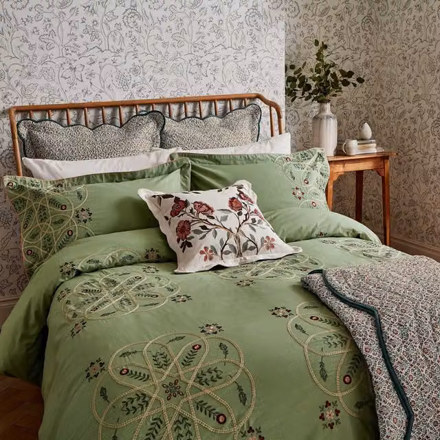 Morris & Co Brophy Embroidery Cotton Percale Duvet Cover and Pillowcase Set, Green, W: 180 cm, H: 200 cm