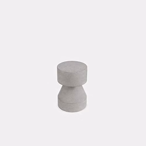 Netlighting Row Outdoor LED Pedestal Light in Grey Concrete with 2585lm and 3000K Warm White Output