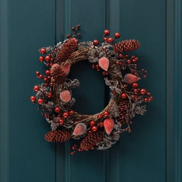 Scottish Everlastings Ltd Red and Green Berry and Pine Cone Christmas Wreath, Diameter: 35 cm