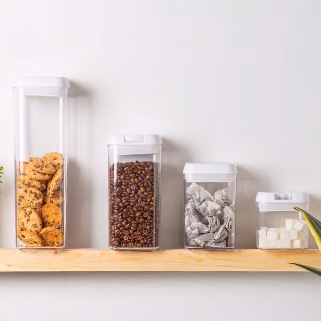 Argon Tableware 7pc Set of White Plastic Stackable Food Storage Containers with Clip Lock