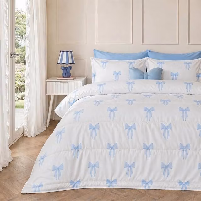 OHS Bow Print 10.5 Tog Coverless Duvet and Pillowcase Bedding Set, Blue and White, Single, W: 135 cm, L: 200 cm