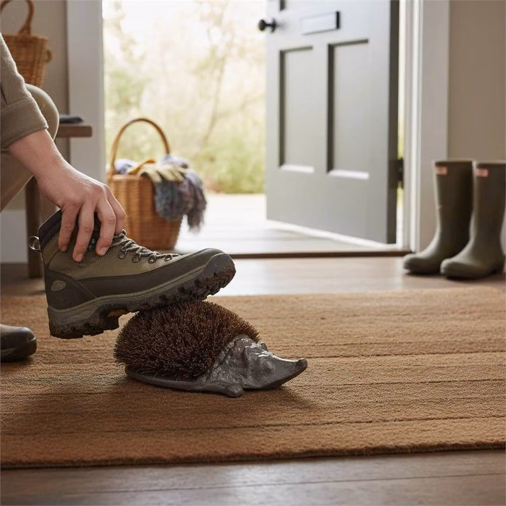 Nordara Cast Iron Hedgehog Shoe Scraper with Brush in Brown and Bronze – 2