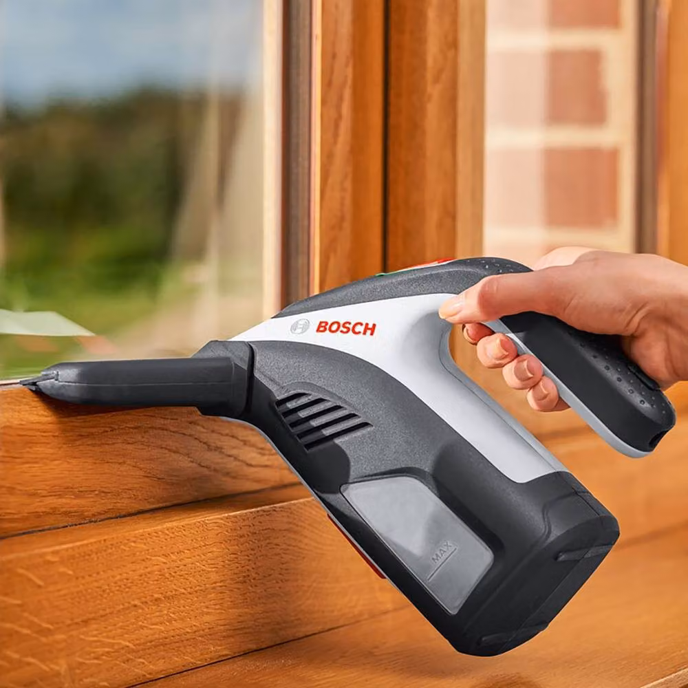 Bosch GlassVAC Cordless Rechargeable Window Vacuum Cleaner in Black – 6