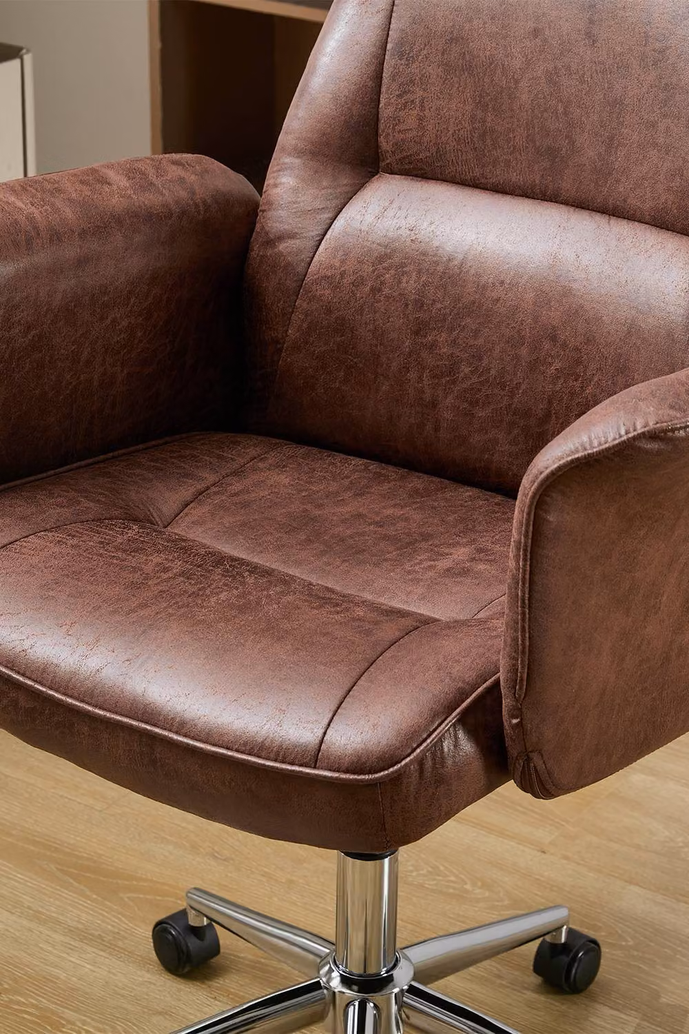 Living and Home Brown PU Leather Retro-style Executive Office Chair with Armrests and Castors – 4