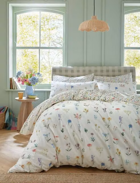 Bluebellgray Woodbridge Reversible Floral Cotton Percale Bedding Set, Multicolour, W: 140 cm, L: 200 cm