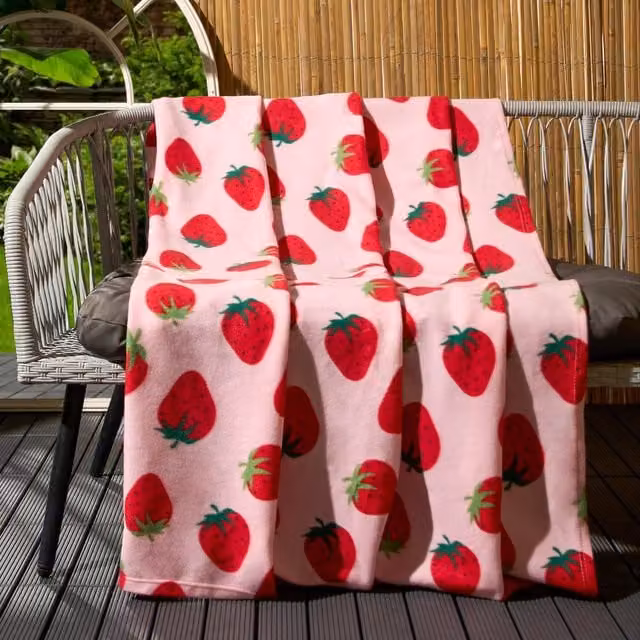 OHS Pink Strawberry Fleece Polyester Throw Blanket