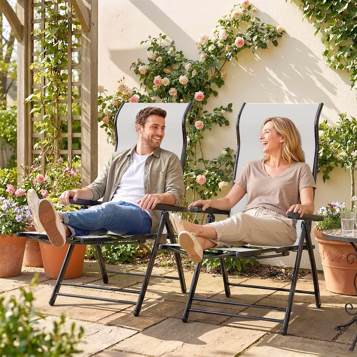 Outsunny Set of 2 Reclining Garden Chairs in Grey with 5-Position Adjustable Backrest and Retractable Footrest – 7