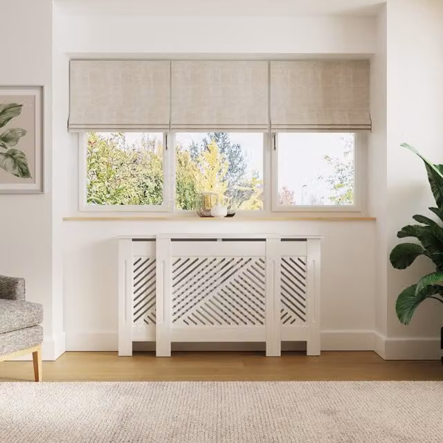 GFW Kobe Chevron Adjustable Radiator Cover - White, W/D/H: 130.6 x 84.0 x 17.4 cm
