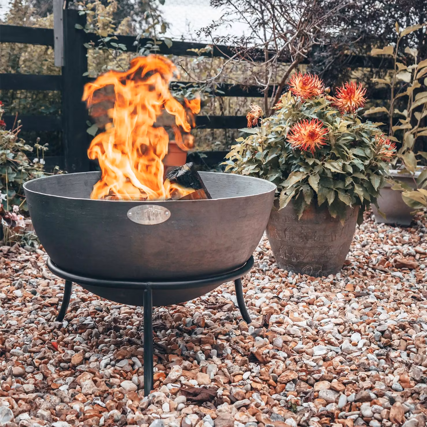 Harbour Housewares Black Steel Fire Bowl Brazier Heater, Diameter: 60 cm – 3