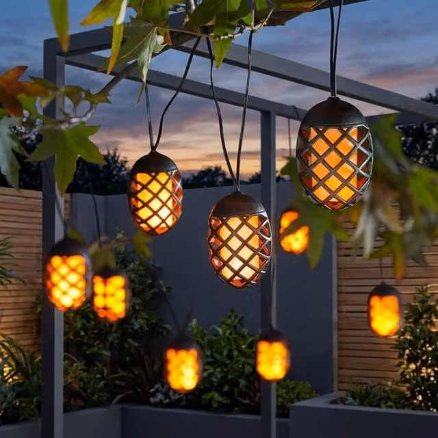 Garden Greatness Lunaria Flaming Solar LED Garden String Lights in Yellow and Multicolour – 1