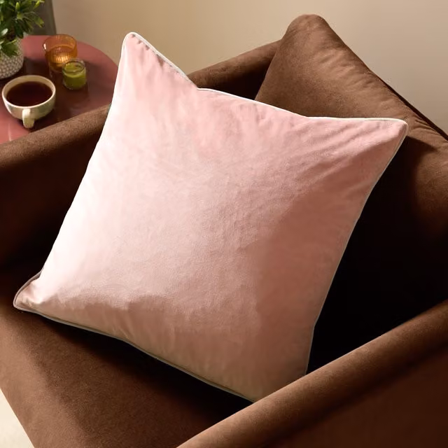 Furn Meridian Velvet Piped Cushion in Light Pink, W/D/H: 55 x 55 x 55 cm – 2