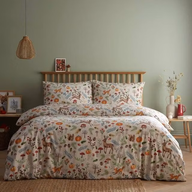Portfolio Home Arden Animal Print Deer Duvet Cover and Pillowcase Set in Beige and Sand, W/D/H: 138 x 200 cm with Pillowcase 50 x 75 cm