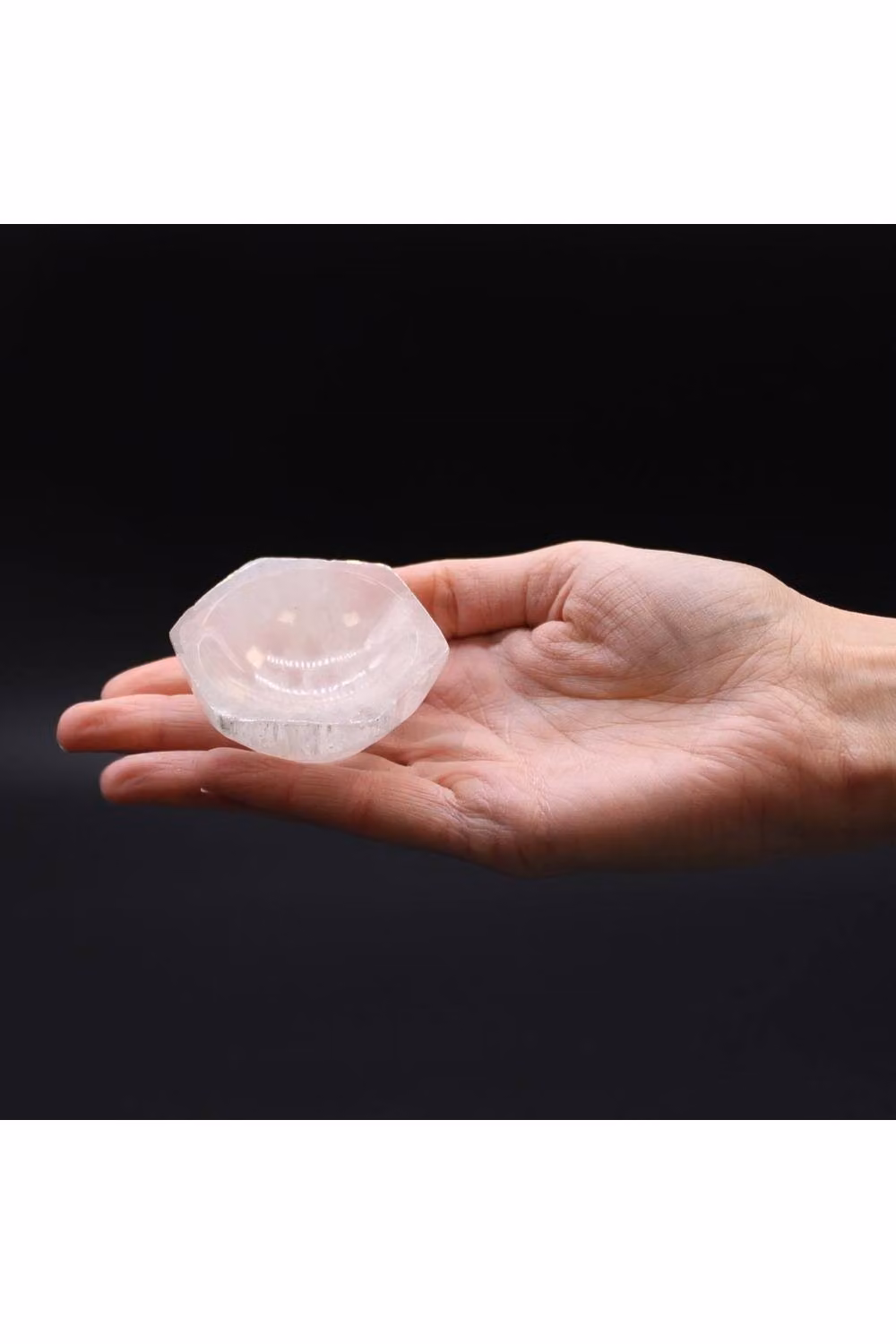 KDMD White Selenite Hexagonal Stone Bowl for Jewelry and Decor, Diameter: 6 cm – 3