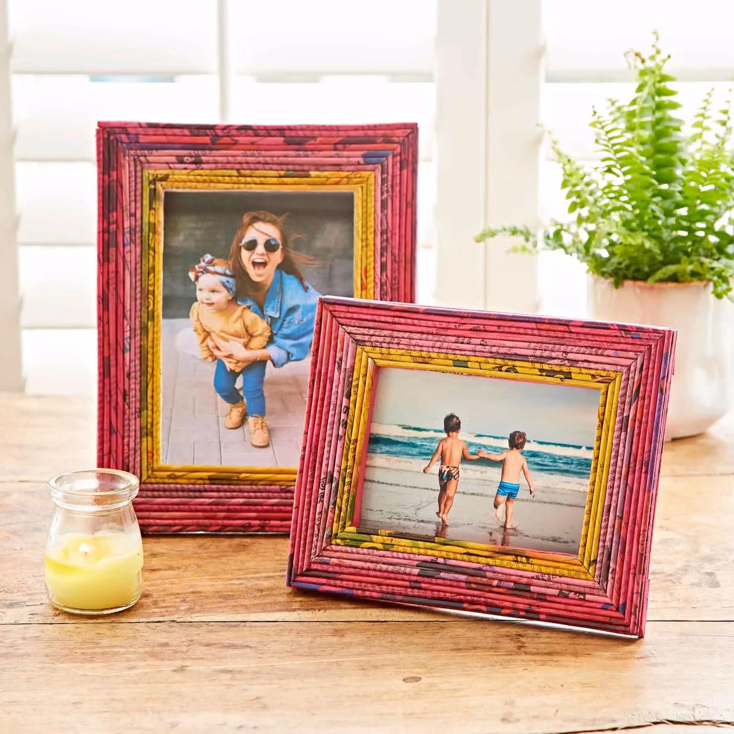 Paper High Recycled Newspaper Rectangular Tabletop Photo Frame in Red, Pink and Yellow – 3