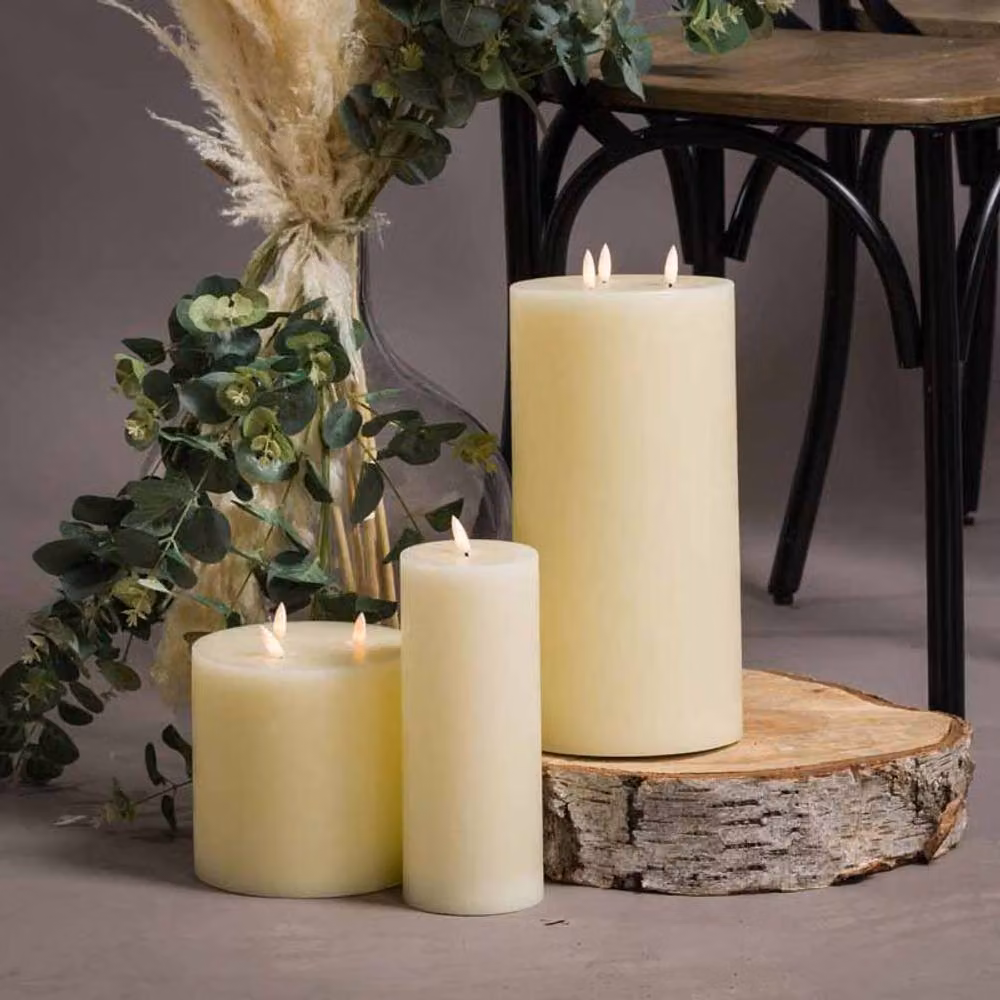 Lemon Pavilion Luxe Collection Natural Glow 3 x 8 LED Pillar Candles in Beige, H20 x W7 x D7 cm – 3