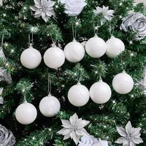 Melody Maison Set of 10 White Round Glitter Christmas Baubles