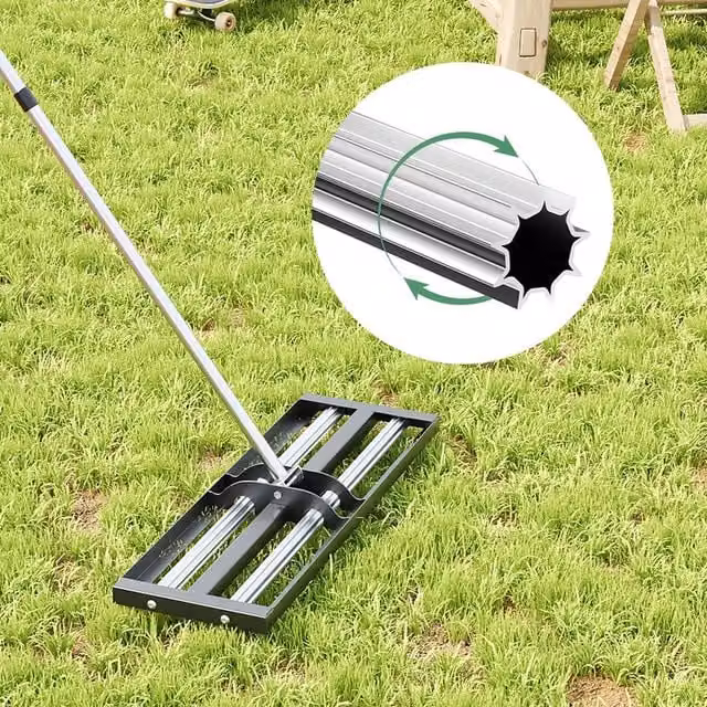 Darphe Manual Garden Lawn Levelling Rake with Rollers in Black and Silver