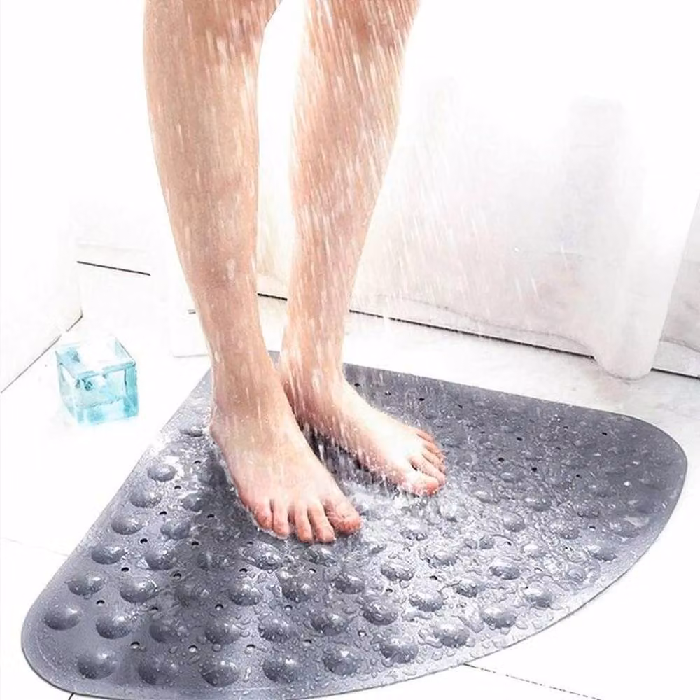 Kelvenix Non-Slip Antibacterial and Mould-Resistant Grey Bath Mat – 3