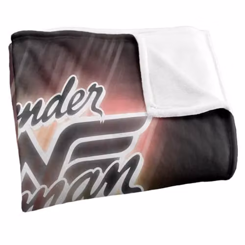Warner Bros. Wonder Woman Disco Lights Super Soft Fleece Throw Blanket, Multicolour, W: 91.44 cm x L: 147 cm – 2