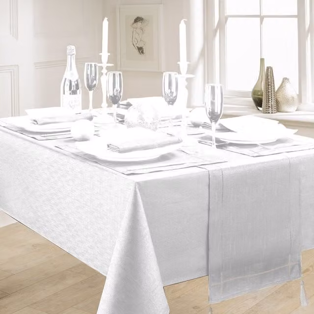 Kitchenwise White Linen Look Slubbed Rectangular Tablecloth, W: 228.6 cm x D: 132.08 cm