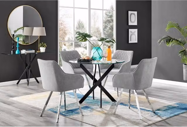 FurnitureboxUK Novara Round Glass Dining Table with 4 Falun Silver Leg Chairs in Light Grey