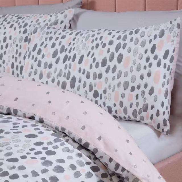 Dreamscene OHS Dalmatian Print Reversible Duvet Cover and Pillowcase Set, Pink, Single, 90 x 190 cm – 1