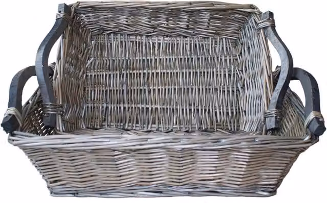 Set of 2 Red Hamper Antique Wash Wicker Trays with Wooden Handles – 3