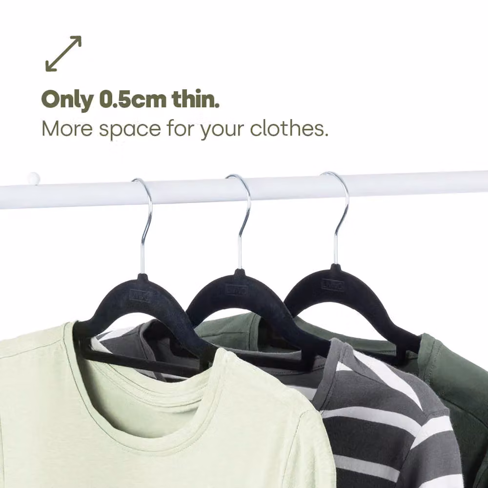 LIVIVO 50 Pack Non-Slip Velvet Clothes Hangers with Tie and Belt Bar in Black, Grey and Gold – 3